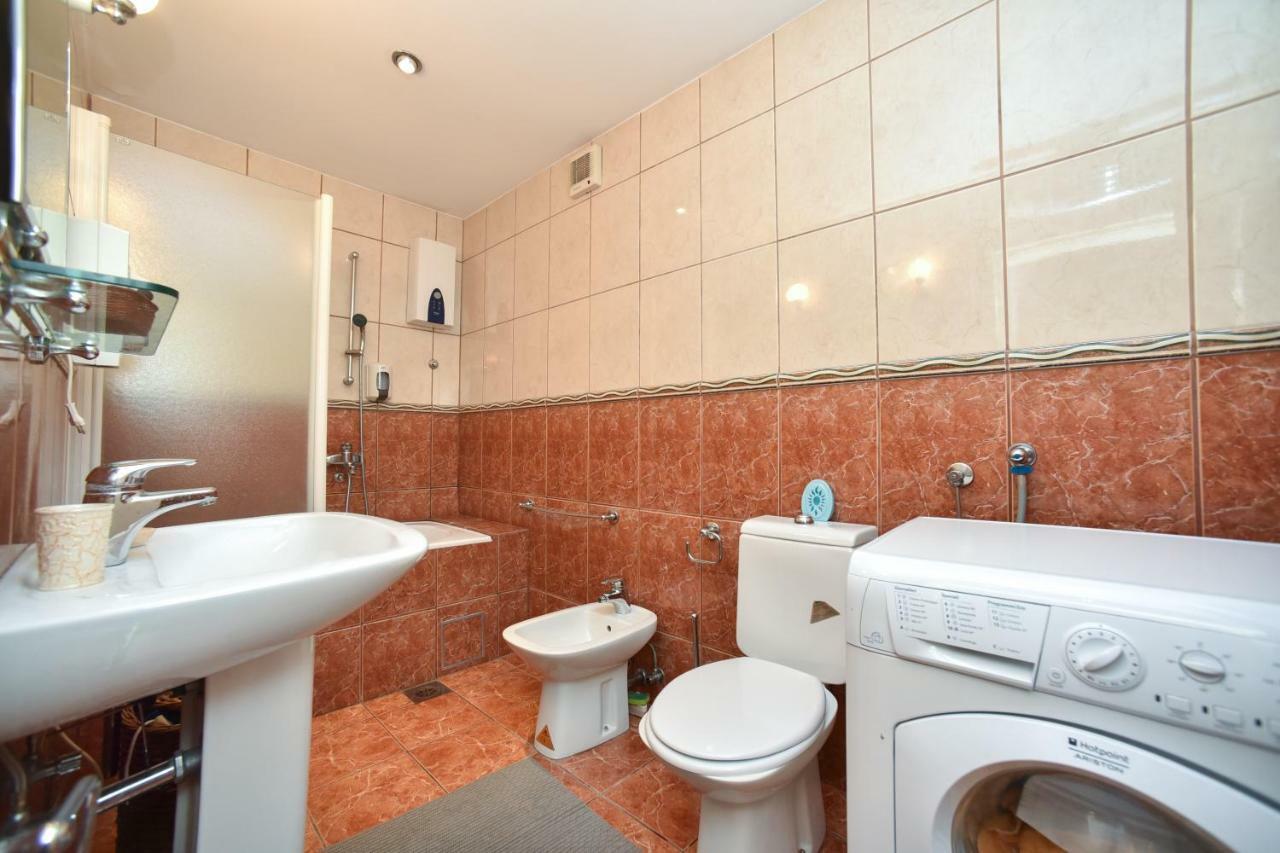 Bologna Apartments บุดวา ภายนอก รูปภาพ