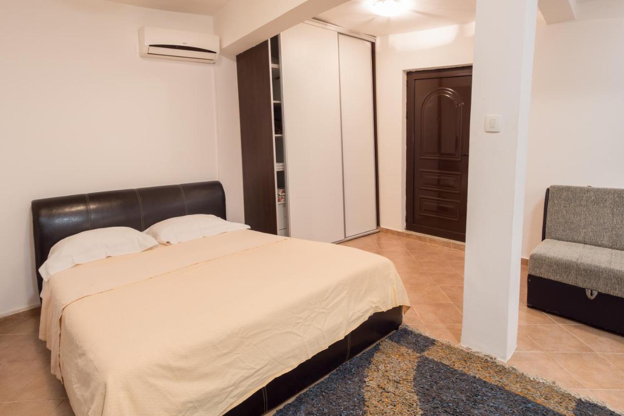 Bologna Apartments บุดวา ภายนอก รูปภาพ