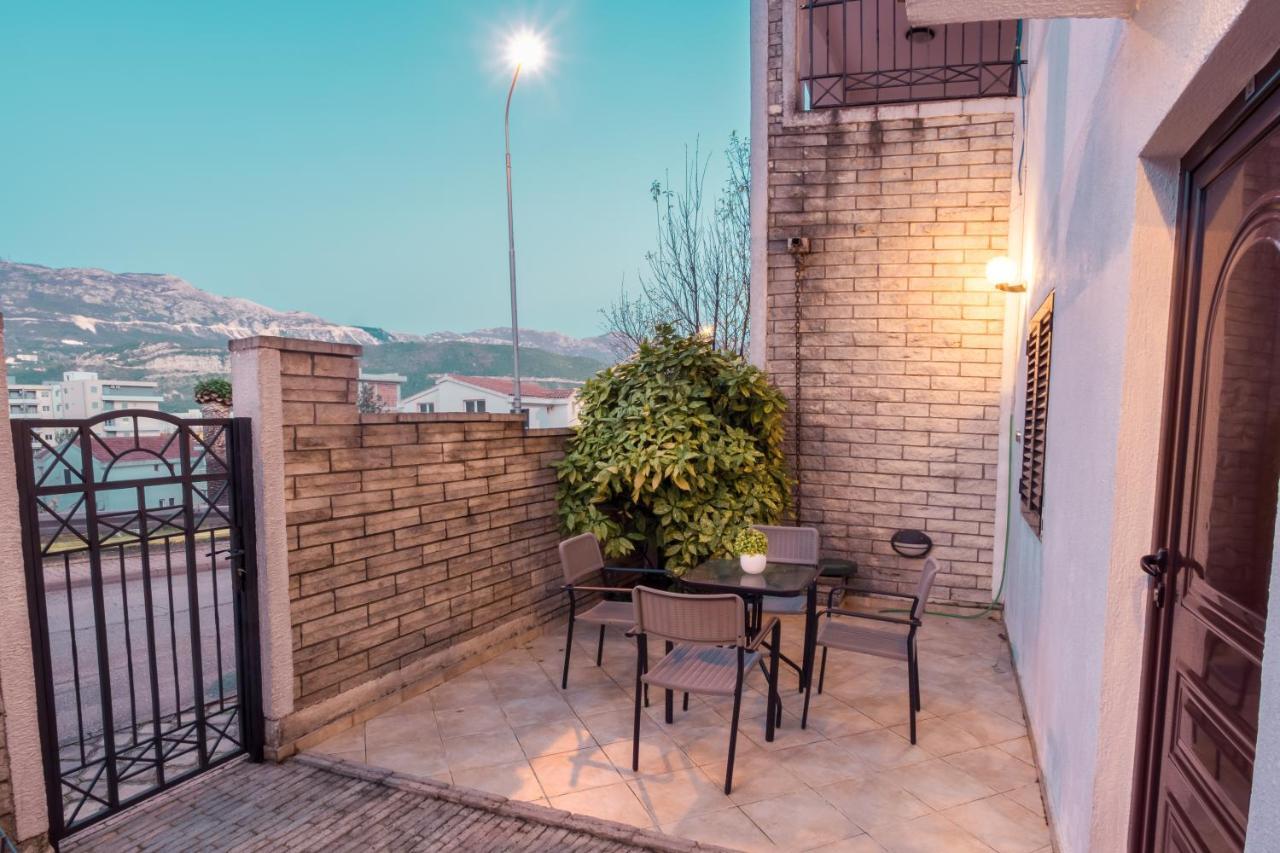 Bologna Apartments บุดวา ภายนอก รูปภาพ